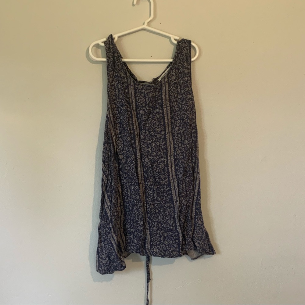 🌿 AEO  Blue Floral Lace Up Tank XL